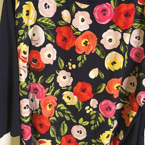 Lane Bryant cottage core long sleeve top size 22 blue red pink green flo… - Picture 5 of 7